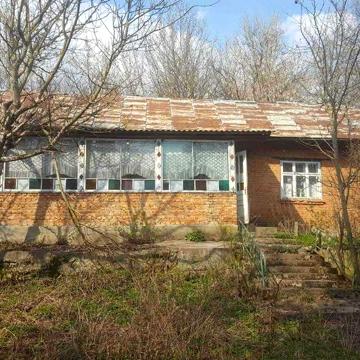 Будинок в селі ,  50 км від Івано-Франківська
