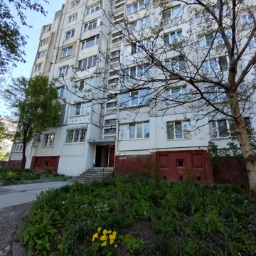 Степана Бандери вул., 16