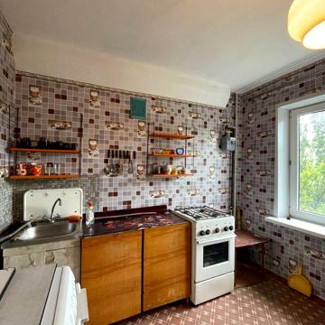 18000 у.о Продаж 2 кім квартира вул Спартака Маковського 4/9