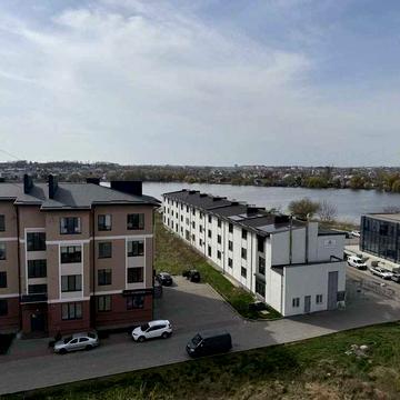 _Сучасна 2-кімнатна квартира з мальовничим видом на озеро