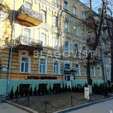 Квартира продається Пирогова поруч М. Університет Н=3,32м2