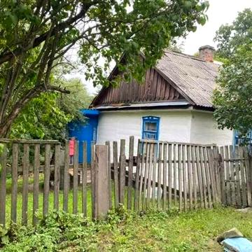 Продам деревяний будинок