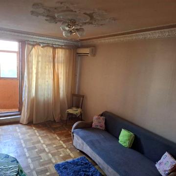 Сдам 1 к квартиру возле метро Героев Труда