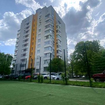 Святошинська вул., 35