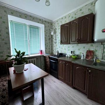Продається однокімнатна квартира в районі військового містечка
