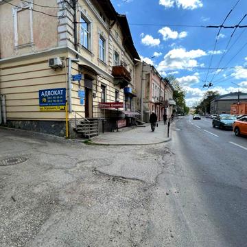 Частина будинку Центр вул Острозького -незаве.будівництво 150м+гараж