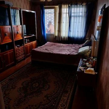 Продам свою двух комнатную квартиру на салтовке! 607 микрорайон.