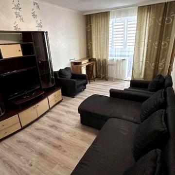 Довгострокова оренда 2к Квартира Валентинівська вулиця