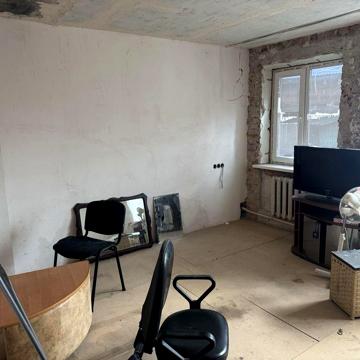 Продам 2х к.кв.в селищі Мироцьке.Під ремонт,загал.пл.44 м.кв. ЖК ПОТУЖНИЙ
