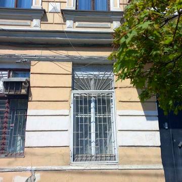Продам 1 комн.квартиру,центр,Одесса,Тираспольская,под жильё,бизнес