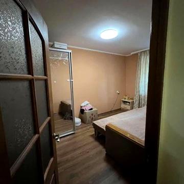 Продається 2 кімнатна квартира в районі росвигово