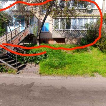 Продаж 3-кімнатної квартири (можливо під бізнес) — м. Обухів