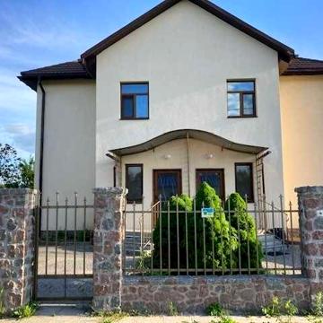 Оренда половини будинку від власника 110 м2