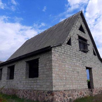 Продається недобудова  в с. Зурівка, Бучанського р-н.(Макарівський)