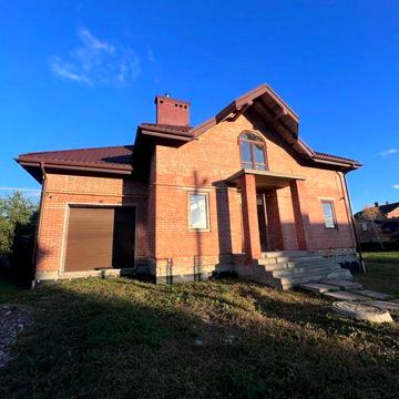 Продаж будинку в Жовква
м. Жовква вул. Д. Галицького 6 А
260 м/кв, 2 п