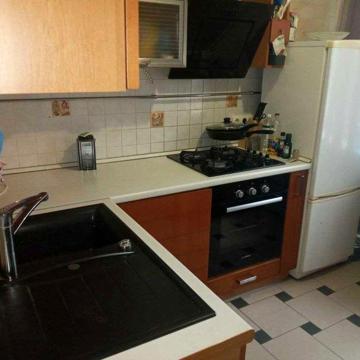 Продам 2 к квартиру на ж/м Червоний Камінь
