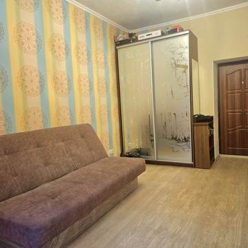 Автострадний пров., 11