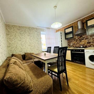 БЕЗ КОМІСІЇ, простоа 2к квартира 72м2, з РЕМОНТОМ, заходь і живи