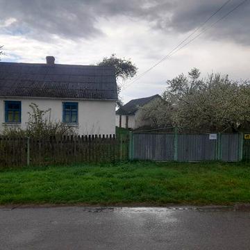Продам хату село Головлі, Шепетівського р-ну.Хмельницьклї обл.