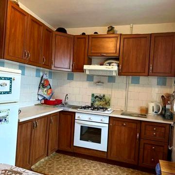4 - кімнатна квартира, м. Шептицький