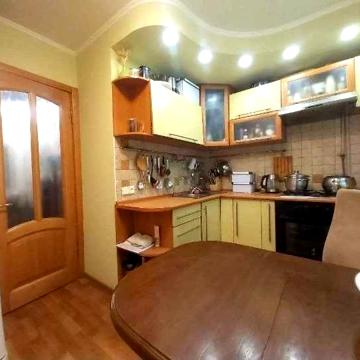Продам 2х комн кв Жасминовый бул 6/9 в отличном ж/состоянии