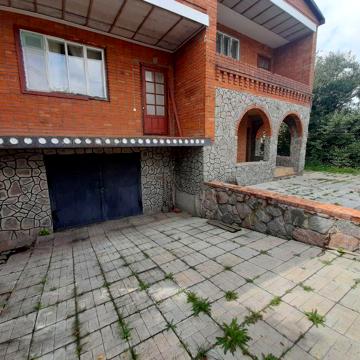 Продам свій будинок 290,7м.кв.,  в Кобеляцькому районі смт.Білики