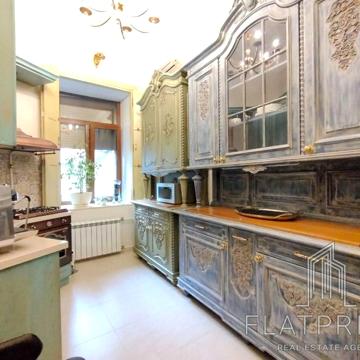 Михайлівська вул., 24В