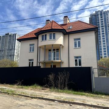 Генерала Кульчицького вул. (Олександра Матросова), 19