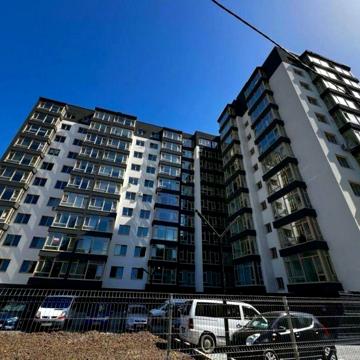 Продам 1 км велику квартиру біля Парку та озера ЖК Діброва Парк