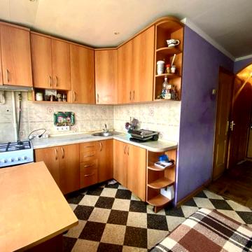 Продаж 3-кімнатна квартира Вишневе Святошинська
