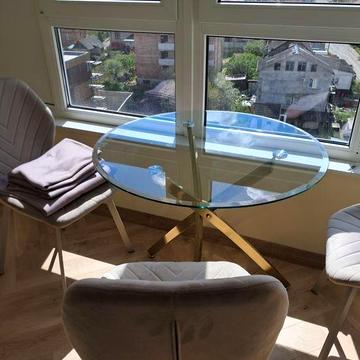 Оренда 2 кім. квартири біля озера перша здача!