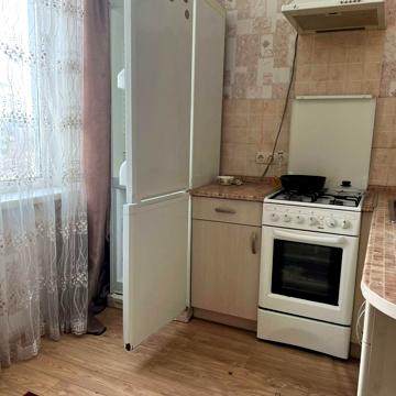 Гвардійців-Широнінців вул., 79