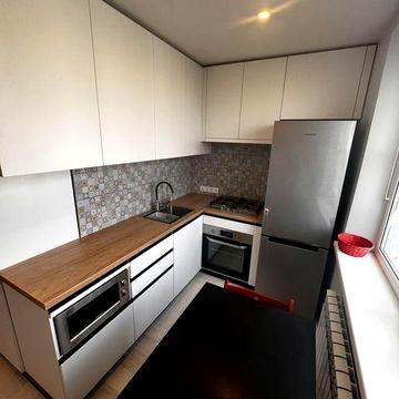 Власник.Двокімнатна квартира м Палац Спорту