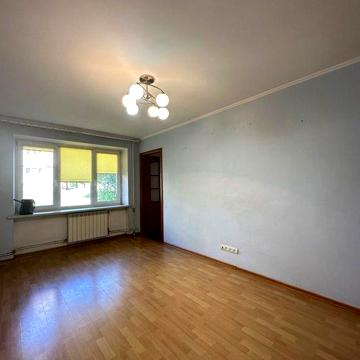Терміново продам 3-х кімнатну квартиру