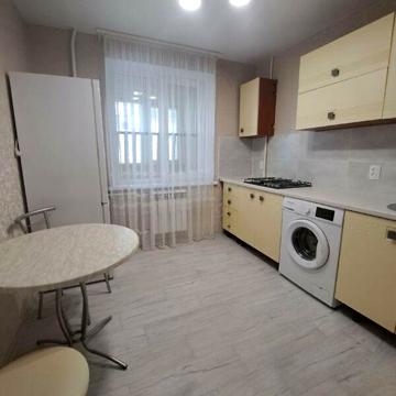 Довгострокова оренда 1к Квартира Молодіжна вулиця
