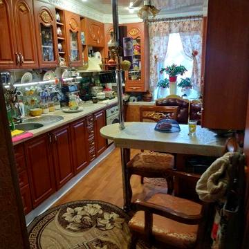 Продаж 3к квартири 67 кв. м на вул. Яблунева 30 Верхнеднепровск