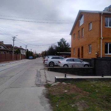 Продаж 3к квартири 165 кв. м ж/м золоті ключі