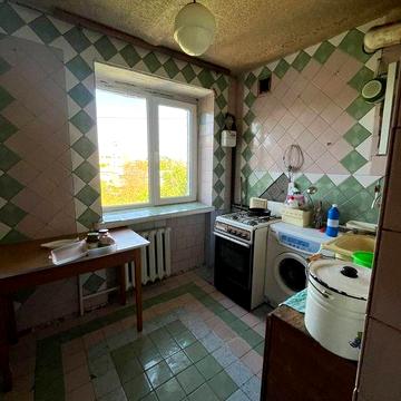 Продам 2 кімнатну квартиру в центрі міста