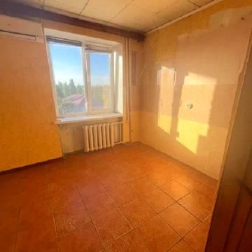 Миколи Боровського вул., 22