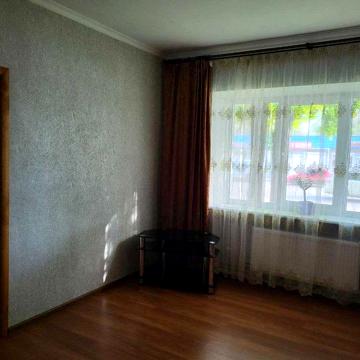 3 кімнатна квартина, автономка, сарай, гараж