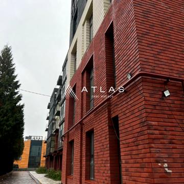 Генерала Тараса Чупринки вул. (), 130
