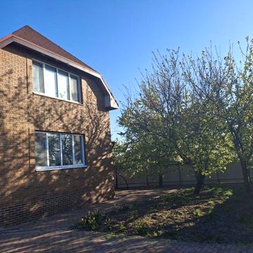 Продам двухэтажный дом в селе Бездрик