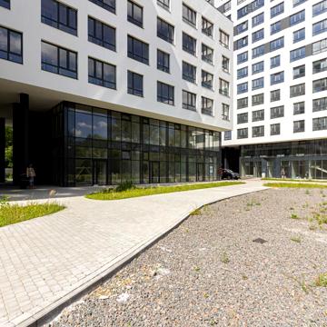 Авраама Лінкольна вул., 4б