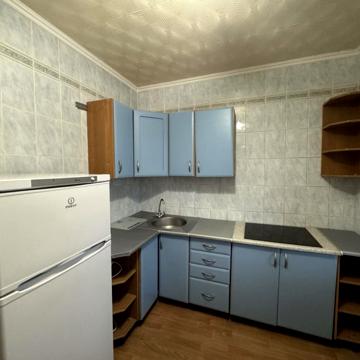 Червоної Калини просп. (Володимира Маяковського), 28
