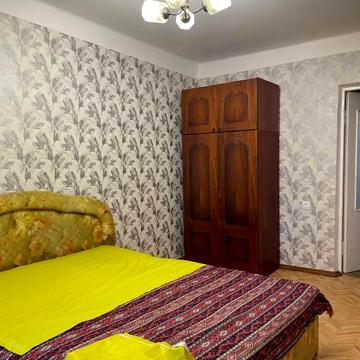 Ентузіастів вул., 25/1