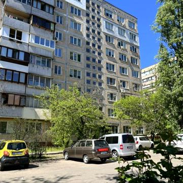 Романа Шухевича просп. (Генерала Ватутіна), 6А
