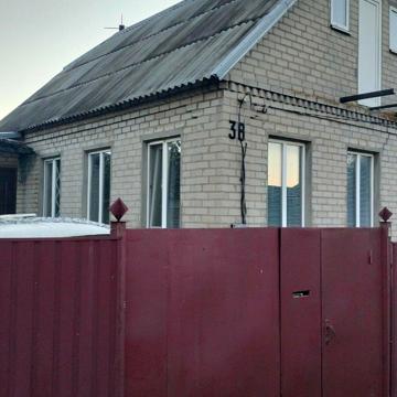Полтавська, 38
