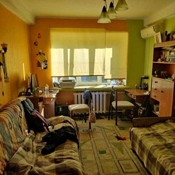 Русанівська набережна вул., 4