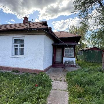 Продам частину будинку в центрі