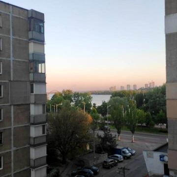Сонячна Набережна вул. (Маршала Малиновського), 44
